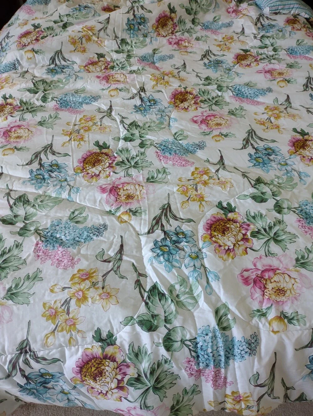 3 Items Set Floral Peonies Comforter + 2 Pillow Cases With Flange